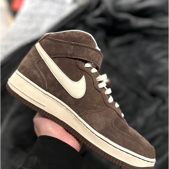 NIKE AIR FORCE 1 MID QS ‘Chocolate’ - Picture 3 of 12